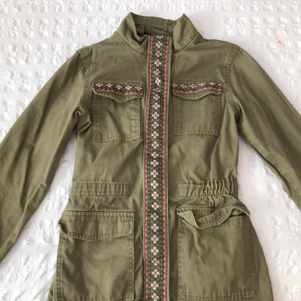 green cute jacket!